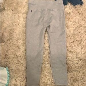 Gray fabletics legging